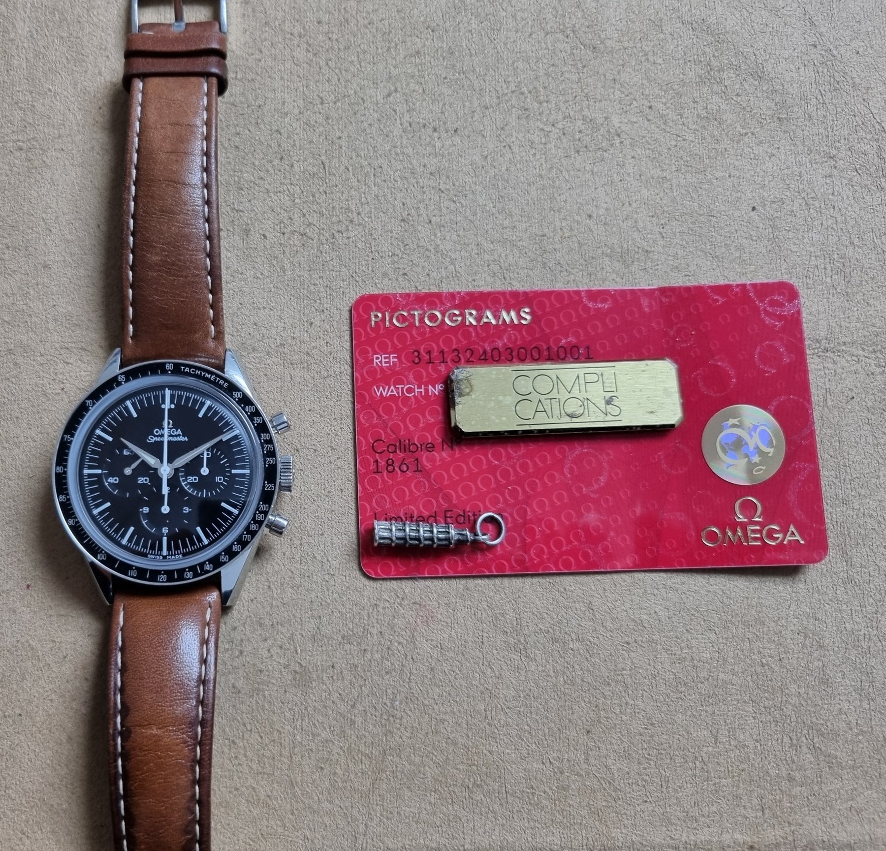 Omega - Speedmaster - 311.32.40.30.01.001 - Mężczyźni - 2000 - 2010